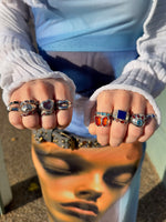 Load image into Gallery viewer, LAPIS SIGNET RING