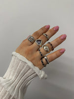 Load image into Gallery viewer, BLUE QUARTZ HEART RING