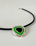 Load image into Gallery viewer, Heart Choker Necklace