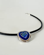 Load image into Gallery viewer, Heart Choker Necklace