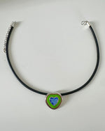 Load image into Gallery viewer, Heart Choker Necklace