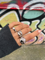 Load image into Gallery viewer, SHOWSTOPPER LIP RING