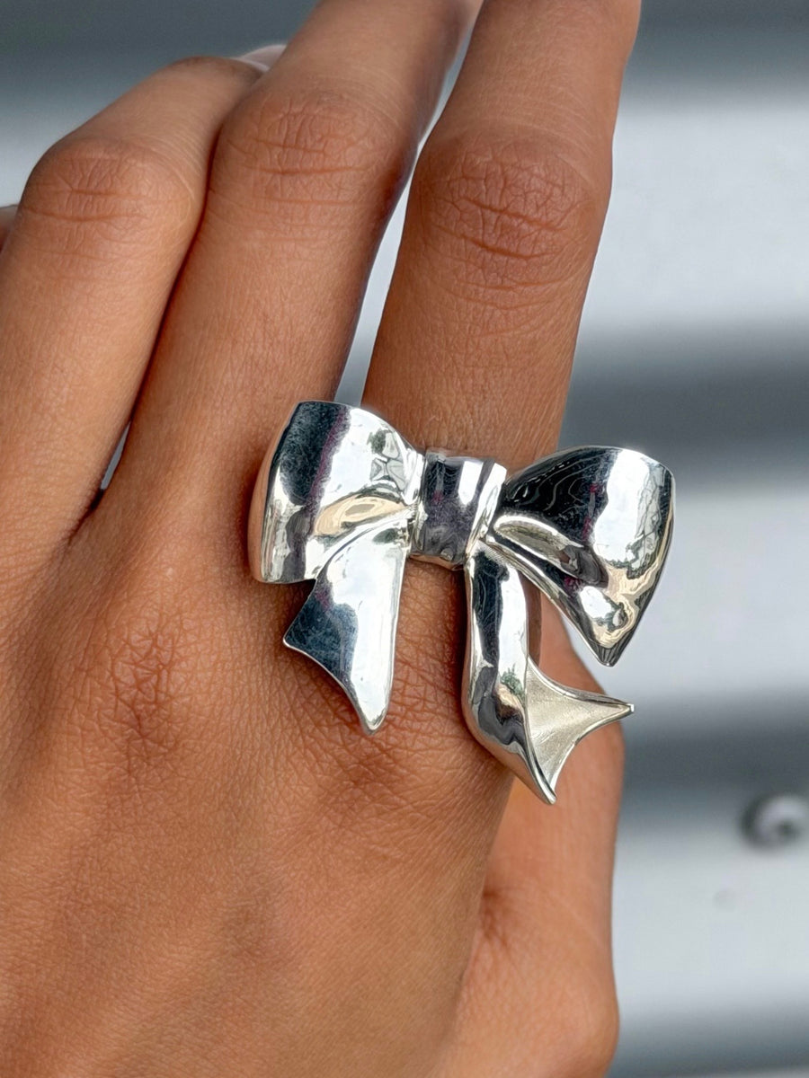 Bow Ring