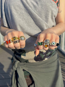 GREEN QUARTZ BUTTERFLY RING