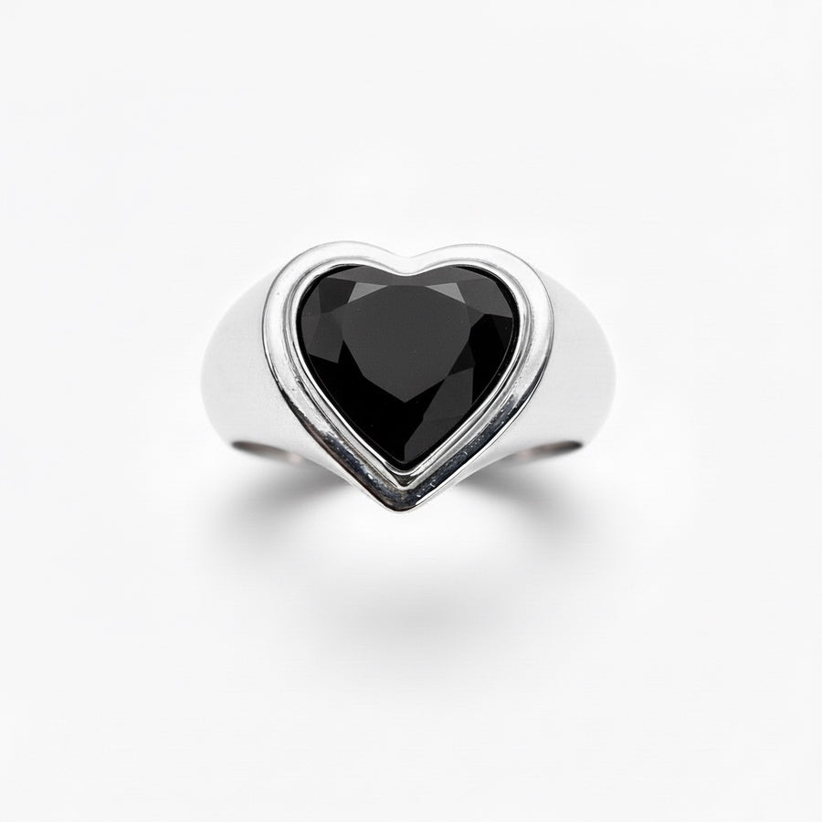 BLACK ONYX HEART RING