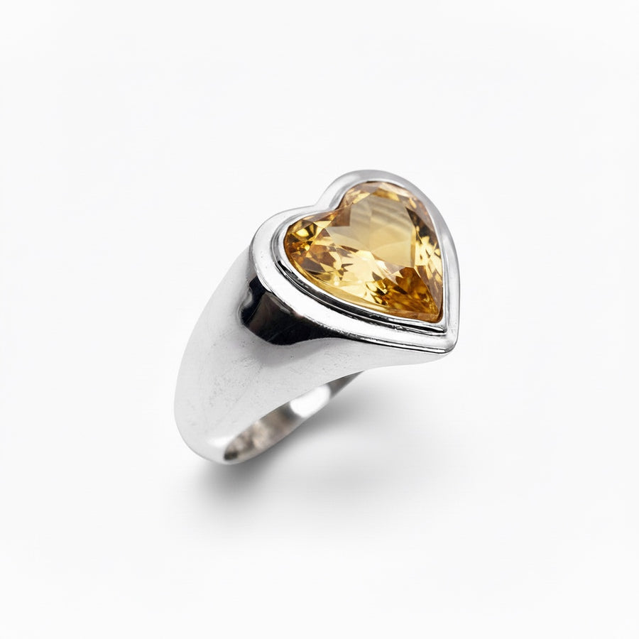 SPRING HEART RING