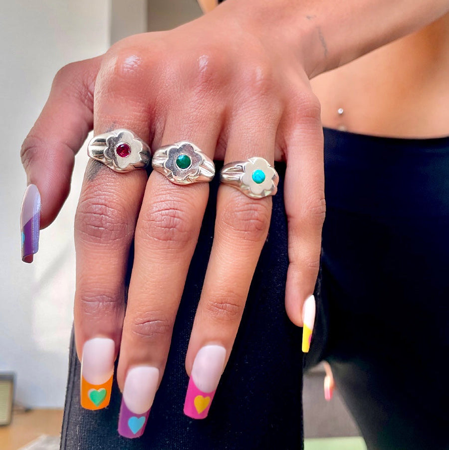 FLOWER BLOSSOM EMERALD RING